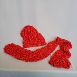 Sharon Meade hat & long scarf red