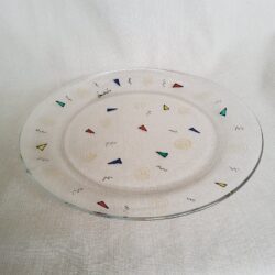 Harriet Spot clear dinner plate with triangles