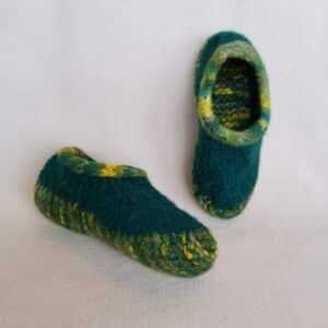 Bernice Eitzen youth slippers 4